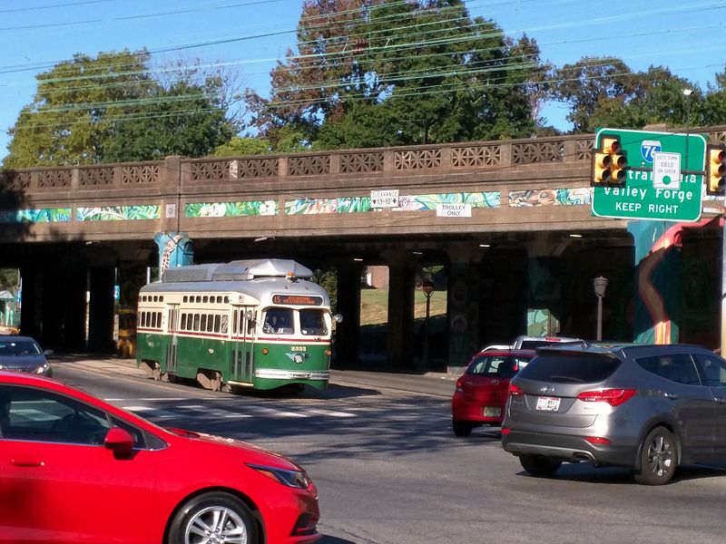 File:2016-09-25 09-31-32 Streetcar (29290215234).jpg