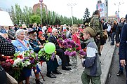 Русский: День Победы в Донецке