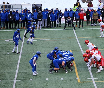 The Carabins on offence in the 55th Vanier Cup game.