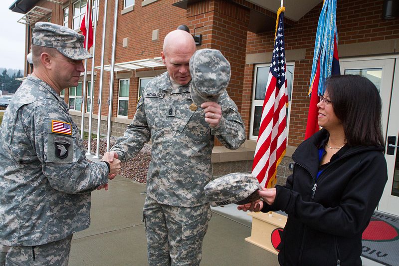 File:7ID sergeant major appointed to command sergeant major 140128-A-ER359-983.jpg