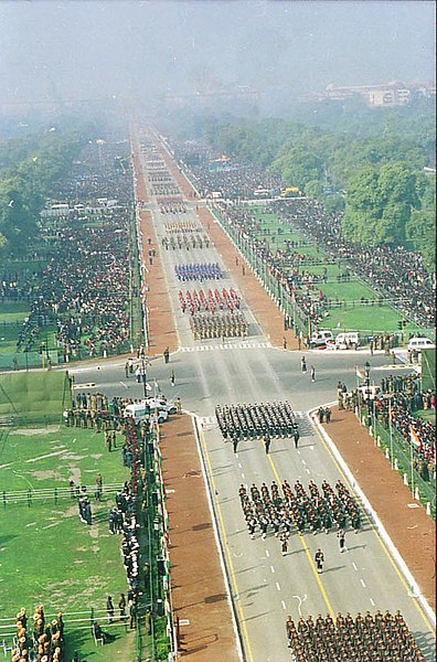 The 2004 parade from India Gate.