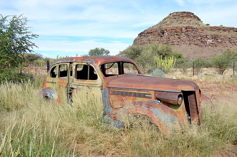 File:Abandoned vehicle on a farm, Namibia.jpg