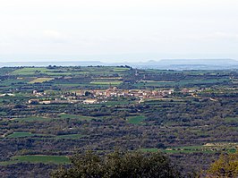 Vista de Adahuesca desde el camino natural del Somontano de Barbastro.