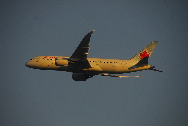 File:Air Canada Boeing 787-8 Dreamliner C-GHPT 802 Flight ACA84 from YYZ to TLV (15187777510).jpg