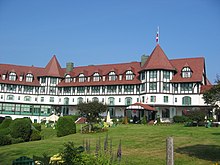 While in New Brunswick, teams encountered the last Face Off of the season by playing golf at the famous Algonquin Resort. Algonquin hotel New Brunswick.jpg