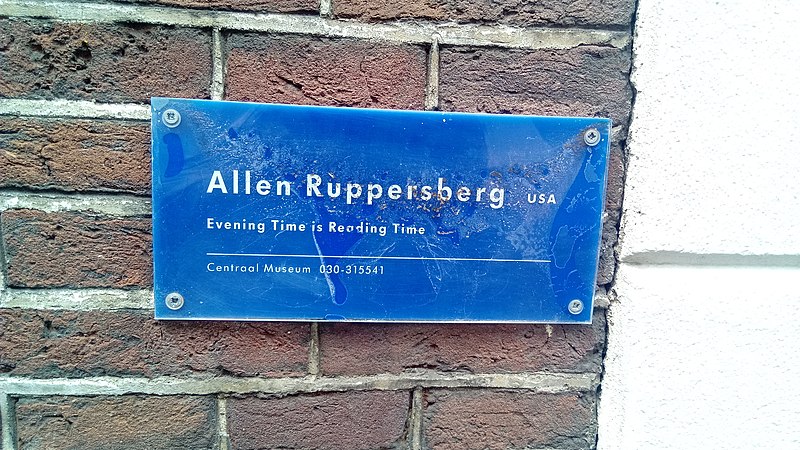 File:Allen Ruppersberg USA Evening Time is Reading Time sign, Utrecht (2019) 02.jpg