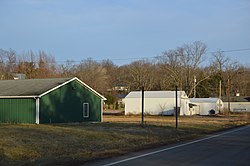 Altoona'nın batı tarafındaki Ohio State Route 93'ün kuzey tarafındaki binalar