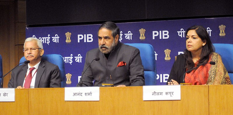 File:Anand Sharma addressing a Press Conference, in New Delhi on March 04, 2014. The Commerce Secretary, Shri Rajeev Kher and the Principal Director General (M&C), Press Information Bureau, Smt. Neelam Kapur are also seen.jpg