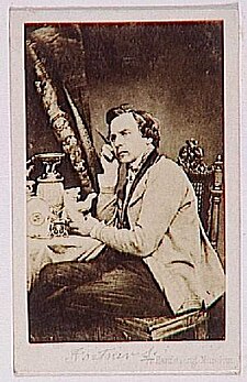 Franz Hanfstaengl(?): Ondřej Fortner se svým stolním stříbrem, po 1850