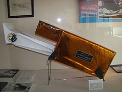 Ein Modell des UV-Spektrometers, mit dem die ersten genauen Messungen der Bestandteile der Mond-Atmosphäre durchgeführt wurden