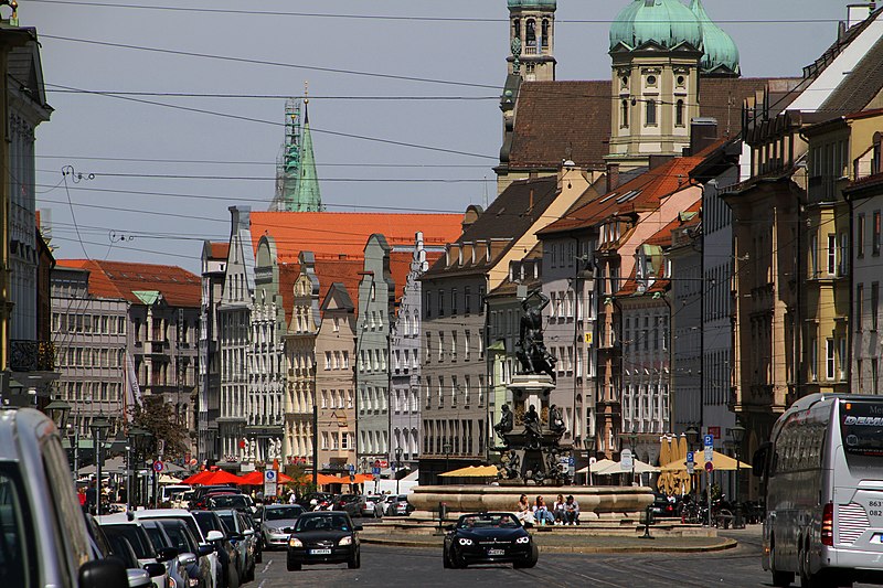 File:Augsburg-202-Maximilianstr-gje.jpg