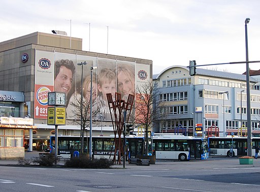 Böblingen, Busbahnhof in der Talstraße im Jahr 2007 - panoramio