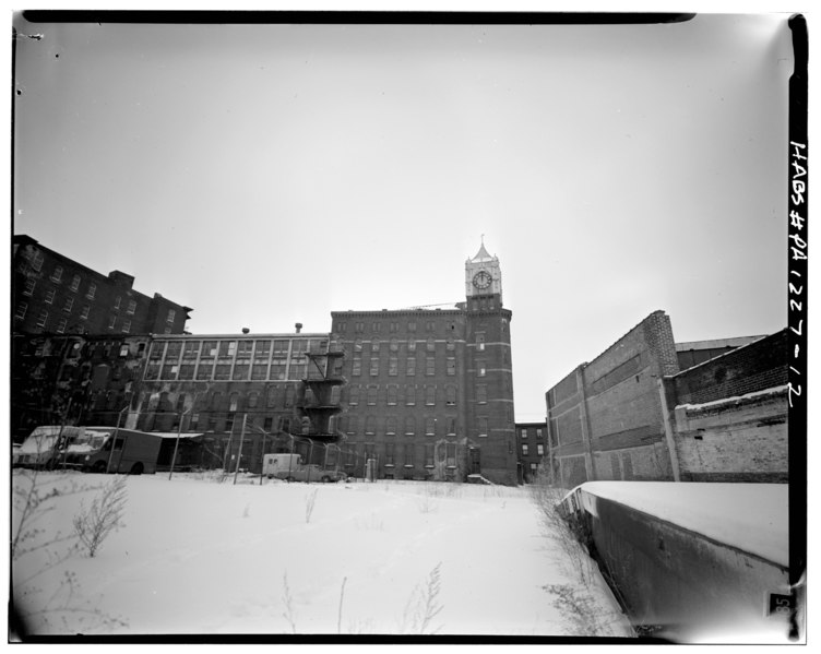 File:BUILDINGS 12-13 FROM ACROSS CADWALLADER STREET - John B. Stetson Company, Germantown and Columbia Avenues, Philadelphia, Philadelphia County, PA HABS PA,51-PHILA,458-12.tif