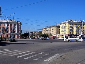 Площадь Октября. Вид на проспект Строителей.