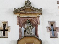 Statue de St-Laurent sur la façade occidentale