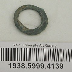 Bronze Ring, Yale University Art Gallery, inv. 1938.5999.4139