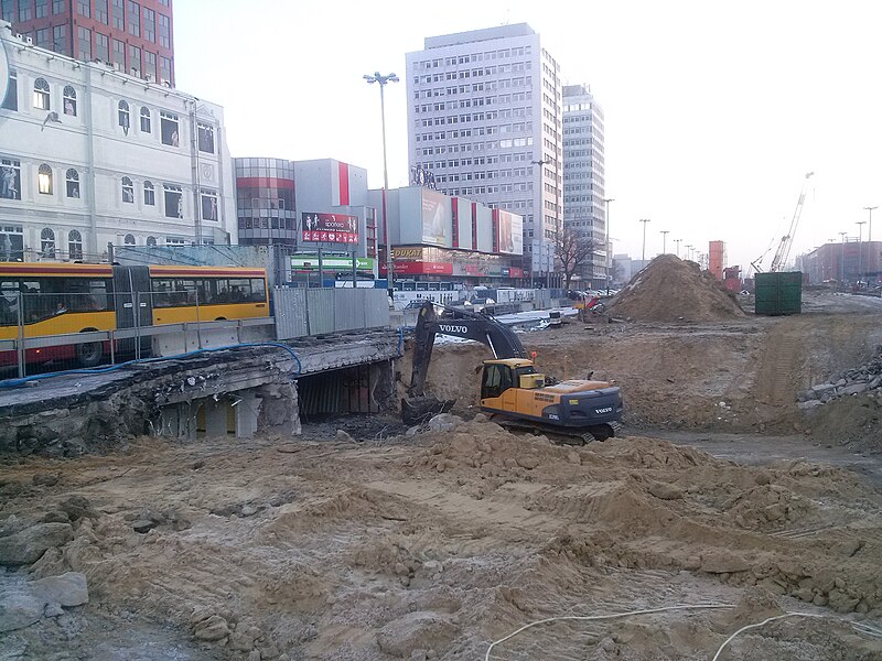 File:Building of WZ route Łódź, January 2014.jpg