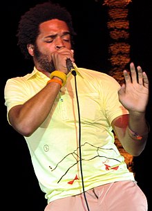 Busdriver se apresentando em 2007