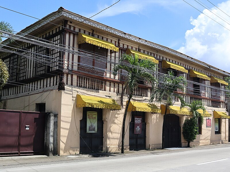 File:Camiña Balay Nga Bato (Osmeña, Villa Arevalo, Iloilo City; 10-21-2022) (cropped).jpg