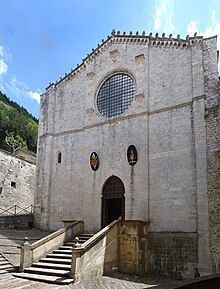 Catedral de Gubbio.jpg