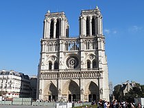 Parīzes Dievmātes katedrāle. (1345) Parīze, Francija.