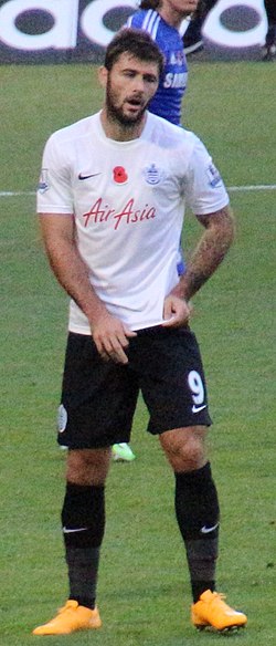 Charlie Austin v Chelsea 2014.jpg