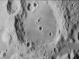Cratère Cléomède 4191 h3.jpg