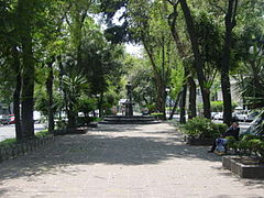 Ciudad de México. Fuente en la avenida Álvaro Obregón en la Colonia Roma.