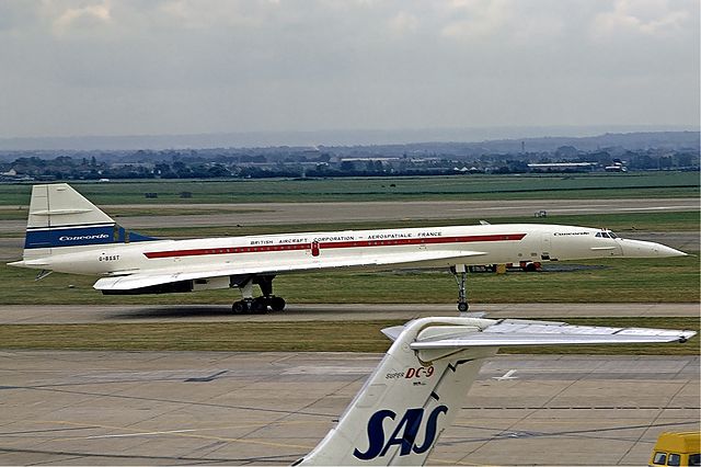 Concorde on early visit to Heathrow Airport on 1 July 1972