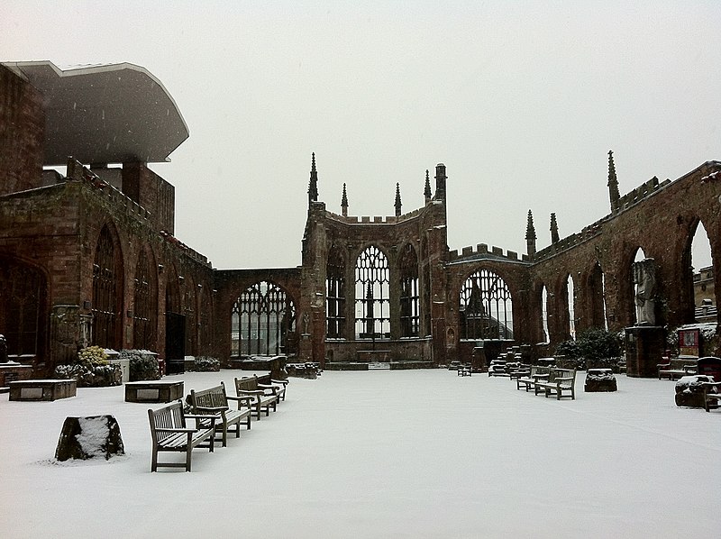 File:Coventry Cathedral ruins in the snow 01.jpg