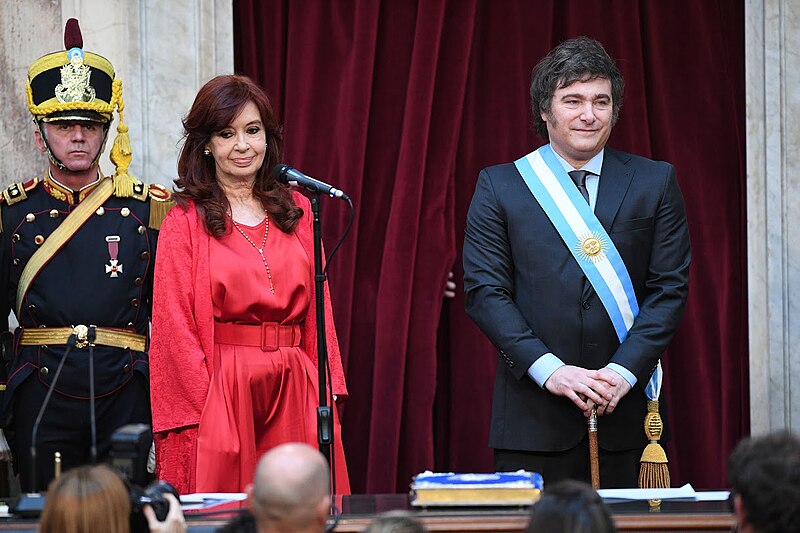 File:Cristina Fernández de Kirchner y Javier Milei.jpg