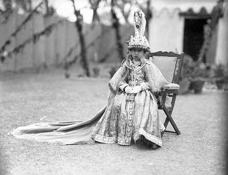 File:Crowning Tribhuvan of Nepal (1911) (restoration).jpg