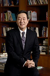 Chang Dae-whan (MA '74), former Prime Minister of South Korea. Dae-Whan CHANG7.jpg