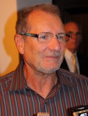 Ed O'Neill 2010.jpg