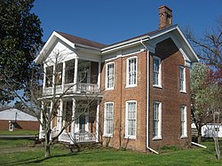 Elijah P. Curtis House, blua ski.jpg