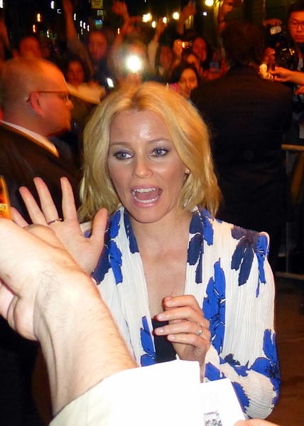 File:Elizabeth Banks Love and Mercy 08.jpg