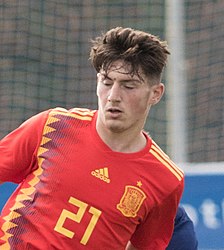 Espana-escocia-sub19-63 (46374372584) (venditore) .jpg