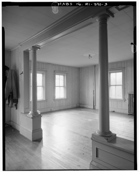 File:FIRST FLOOR, LIVING ROOM, LOOKING SOUTHWEST - 18 Croade Street (House), Warren, Bristol County, RI HABS RI,1-WAR,11-3.tif