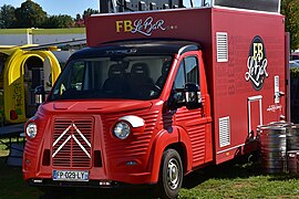 Un Fiat Ducato III modifié en Type H de Caselani.