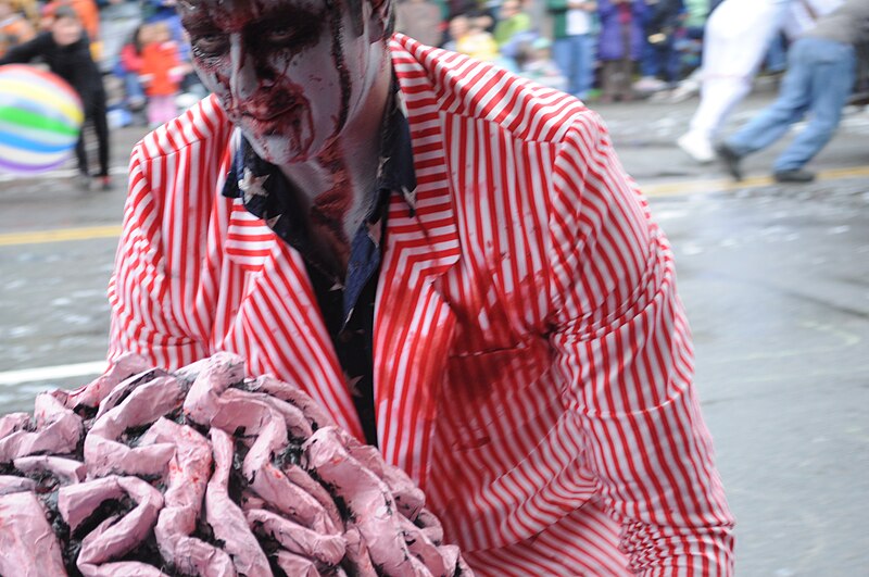 File:Fremont Solstice Parade 2011 - 097 - zombies.jpg