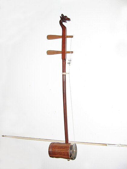 The Gou Wu is a Cantonese musical instrument, and commonly used in Cantonese opera and music.