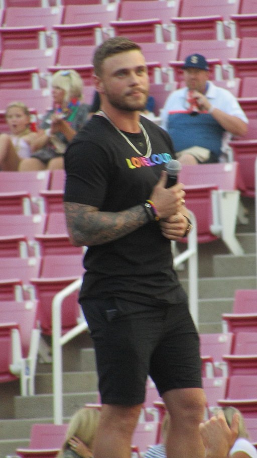 Gus Kenworthy at LoveLoud 2018 (42462961710)