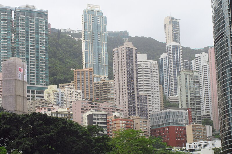 File:HK Central view 半山區 Mid-Levels buildings facades July 2018 IX2 03.jpg