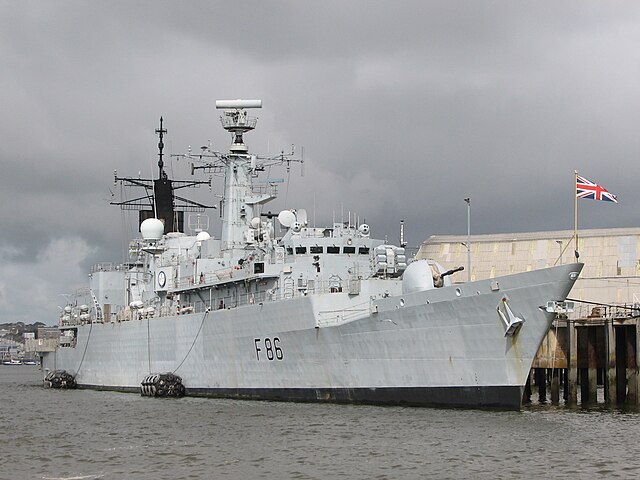 HMS Campbeltown, displaying some of the external differences of the Batch 3 units; the 4.5-inch gun instead of Exocet launchers, and the Goalkeeper CI