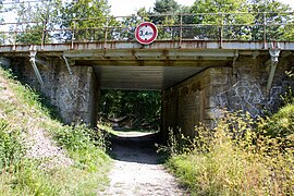 Passage sous les voies depuis la route d’Aumale.