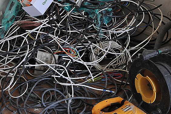 Heap of cables