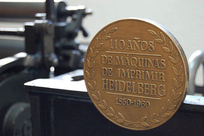 File:Heidelberg 110anys.jpg