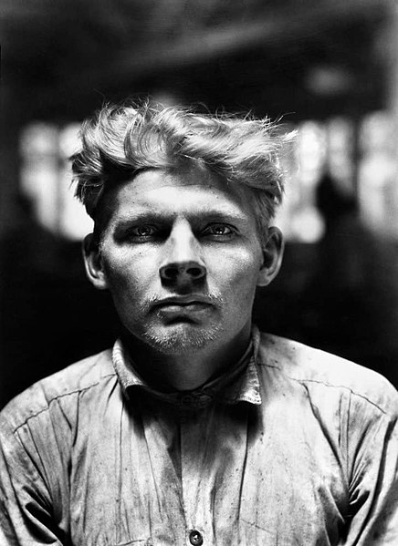 File:Hine Finnish Stowaway Ellis Island 1926.jpg