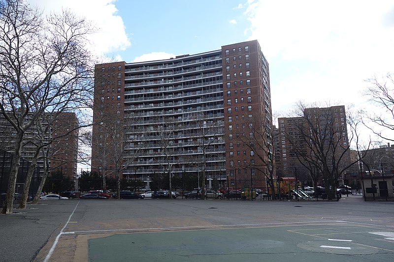 File:Horace Harding Playground td (2019-03-17) 32 - Baseball Field.jpg