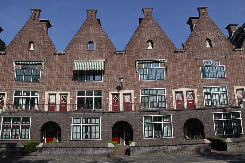 File:Houses in Groningen (29748808826).jpg